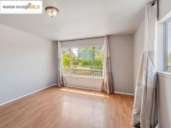 1011 Delaware St, Berkeley CA 94710