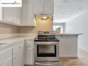 1011 Delaware St, Berkeley CA 94710