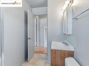 1011 Delaware St, Berkeley CA 94710