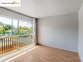 1011 Delaware St, Berkeley CA 94710