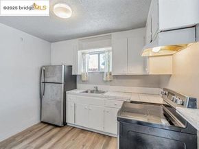 1011 Delaware St, Berkeley CA 94710