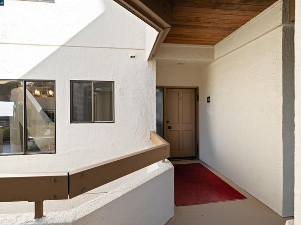 3318 Ptarmigan Dr. 1B, Walnut Creek CA 94595