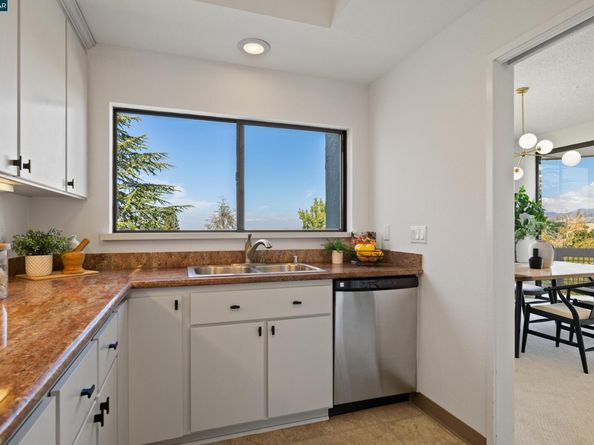 3318 Ptarmigan Dr. 1B, Walnut Creek CA 94595