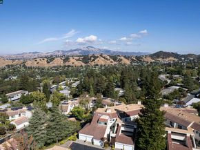 3318 Ptarmigan Dr. 1B, Walnut Creek CA 94595