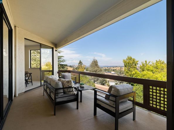 3318 Ptarmigan Dr. 1B, Walnut Creek CA 94595