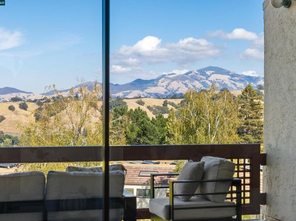 3318 Ptarmigan Dr. 1B, Walnut Creek CA 94595