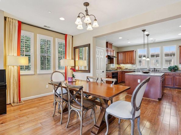 622 Moss Way, Hayward CA 94541