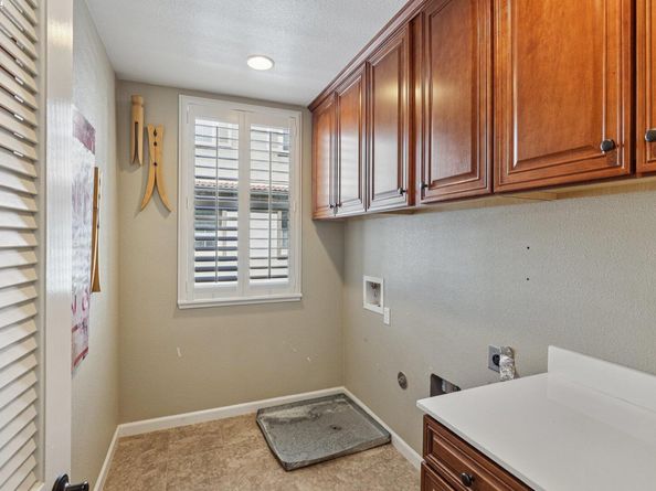 622 Moss Way, Hayward CA 94541