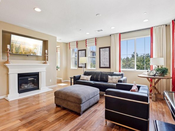 622 Moss Way, Hayward CA 94541