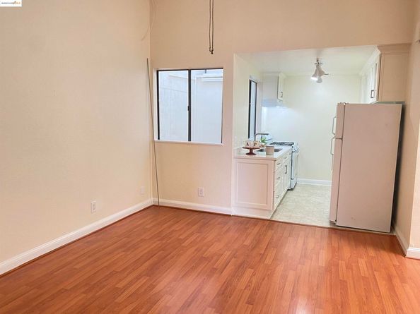 1138 E 12th St., Oakland CA 94606