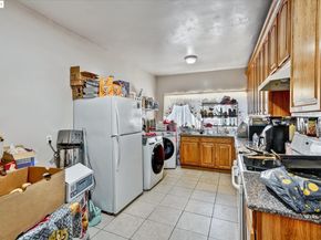 1390 Highland Blvd, Hayward CA 94542