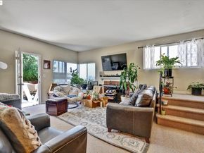 1390 Highland Blvd, Hayward CA 94542