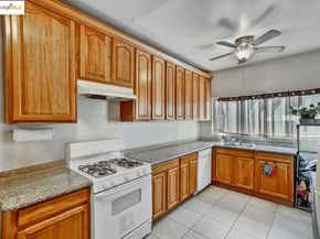 1390 Highland Blvd, Hayward CA 94542