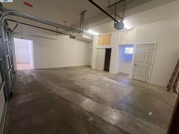 505 Nevin Ave, Richmond CA 94801