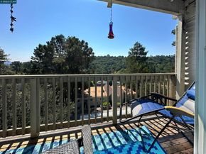1984 Ascot Dr C, Moraga CA 94556