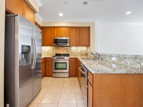 185 Heligan Ln 9, Livermore CA 94551