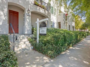 185 Heligan Ln