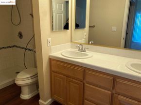 297 Tradewinds DR APT 105, San Jose CA 95123