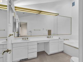 39 Starview Dr, Oakland CA 94618