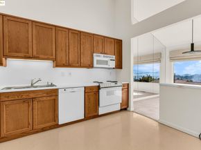 39 Starview Dr, Oakland CA 94618