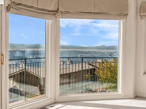 39 Starview Dr, Oakland CA 94618