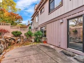 39 Starview Dr, Oakland CA 94618