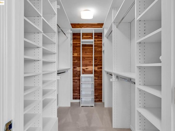 39 Starview Dr, Oakland CA 94618