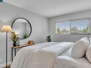 2137 Otis Dr 111, Alameda CA 94501