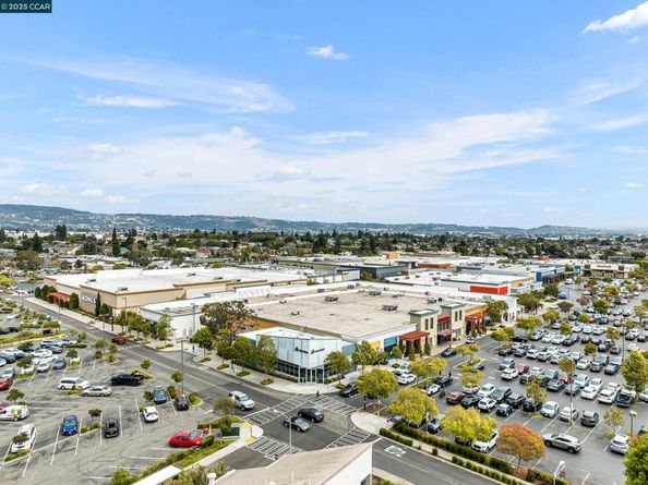 2137 Otis Dr 111, Alameda CA 94501