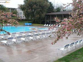 7 Commodore Drive A460, Emeryville CA 94608