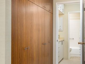 7 Commodore Drive A460, Emeryville CA 94608