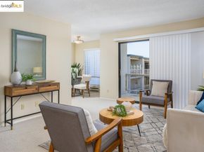 7 Commodore Drive A460, Emeryville CA 94608