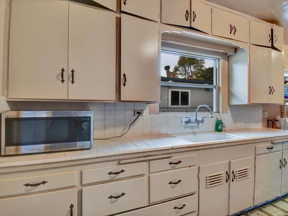 3350 Brookdale Avenue, Oakland CA 94602