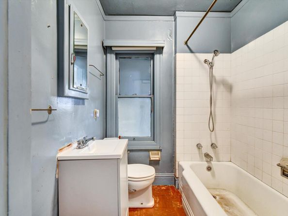 3350 Brookdale Avenue, Oakland CA 94602