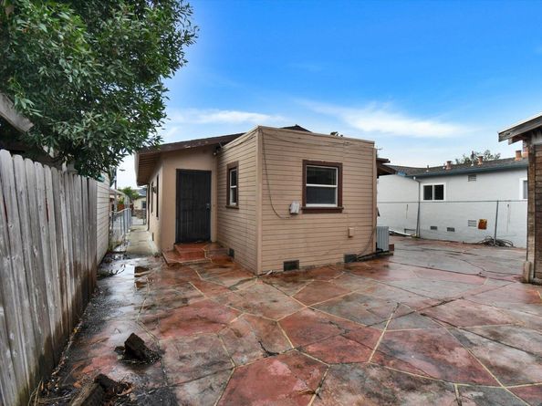 3350 Brookdale Avenue, Oakland CA 94602