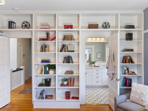 2964 Magnolia St, Berkeley CA 94705