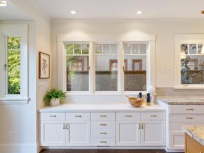 2964 Magnolia St, Berkeley CA 94705