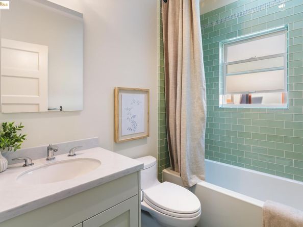 2964 Magnolia St, Berkeley CA 94705