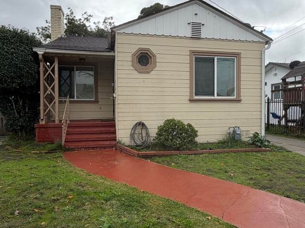 2014 100th  Ave, Oakland CA 94603