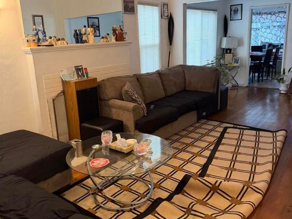 2014 100th  Ave, Oakland CA 94603