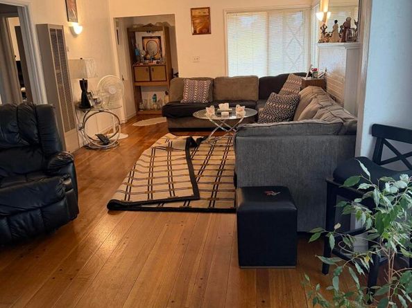 2014 100th  Ave, Oakland CA 94603