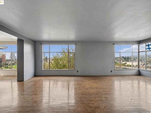 521 Merritt Ave, Oakland CA 94610