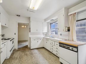 521 Merritt Ave, Oakland CA 94610