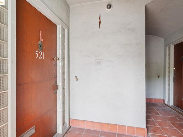 521 Merritt Ave, Oakland CA 94610