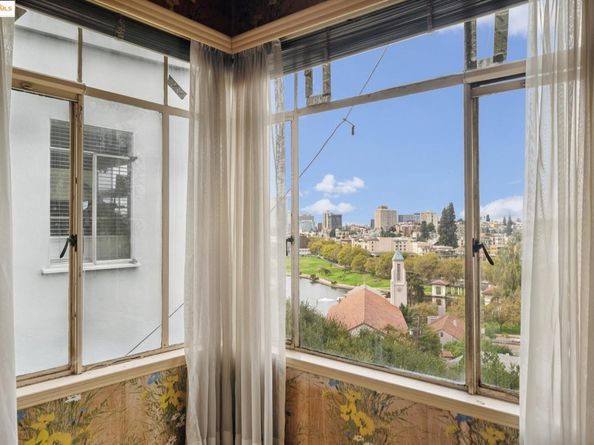 521 Merritt Ave, Oakland CA 94610