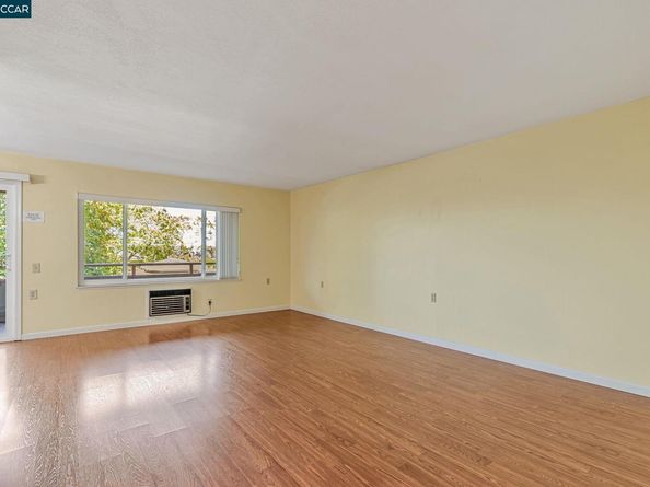 1909 Skycrest Dr 2, Walnut Creek CA 94595