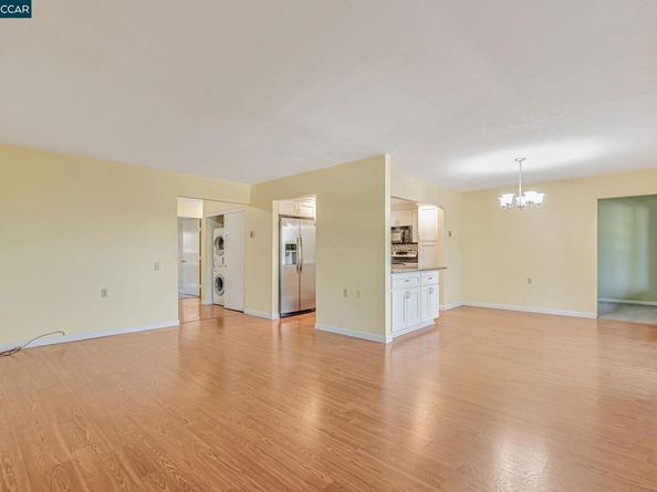 1909 Skycrest Dr 2, Walnut Creek CA 94595