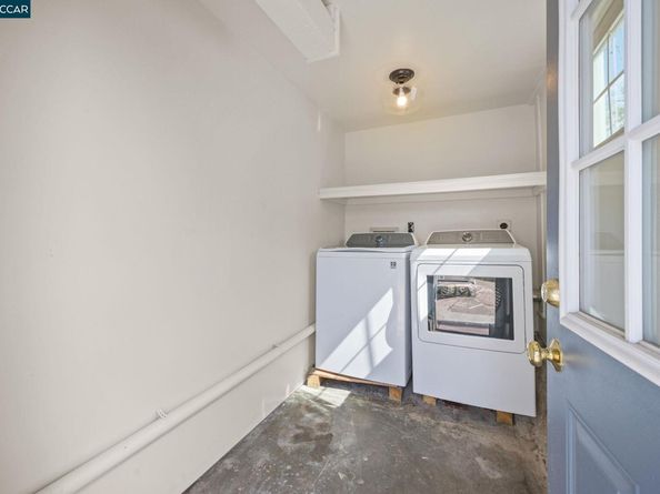 3927 Aqua Vista St, Oakland CA 94601