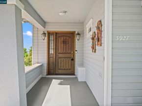 3927 Aqua Vista St, Oakland CA 94601