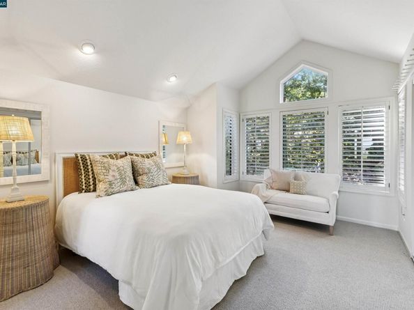 85 La Cuesta Drive, Orinda CA 94563